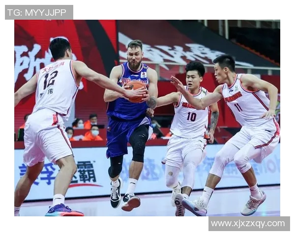 成都网球队的中路突破之道：深度解析与战术创新探讨