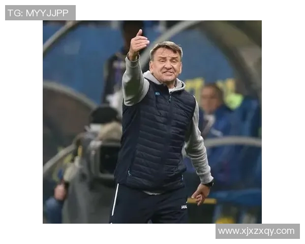 苏维埃翼与莫斯科中央的激烈对决揭示了足球战术的深度与魅力