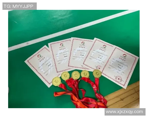 广州羽毛球队在世界锦标赛积分榜上以71分稳居第一名表现出色